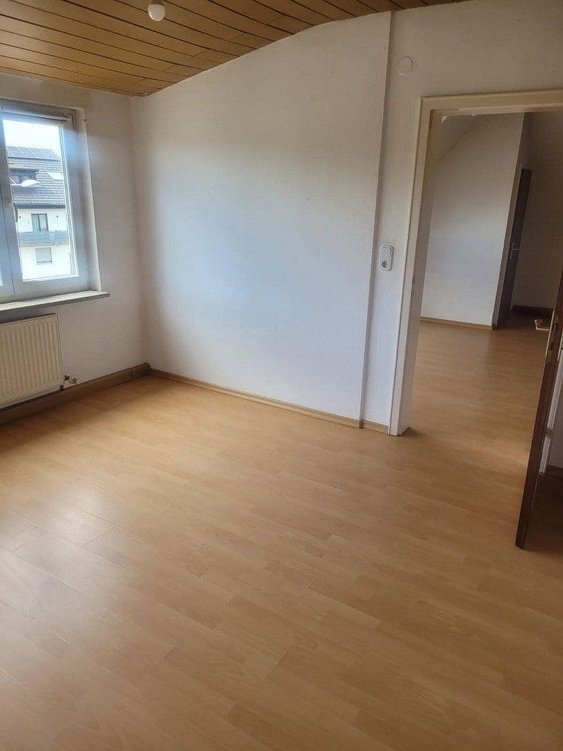 Prenájom bytu 3-izbový 75 m², Michaelsweg 11, Straubing, Bavorsko Prenájom bytu 3-izbový 75 m², Michaelsweg 11, Straubing, Bavorsko