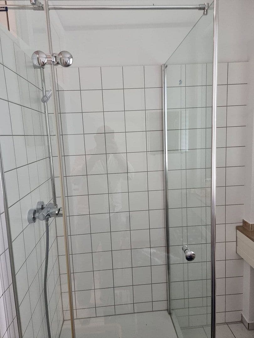 Prenájom kancelárie 400 m², Werftstraße, Düsseldorf, Severné Porýnie - Westfálsko Prenájom kancelárie 400 m², Werftstraße, Düsseldorf, Severné Porýnie - Westfálsko