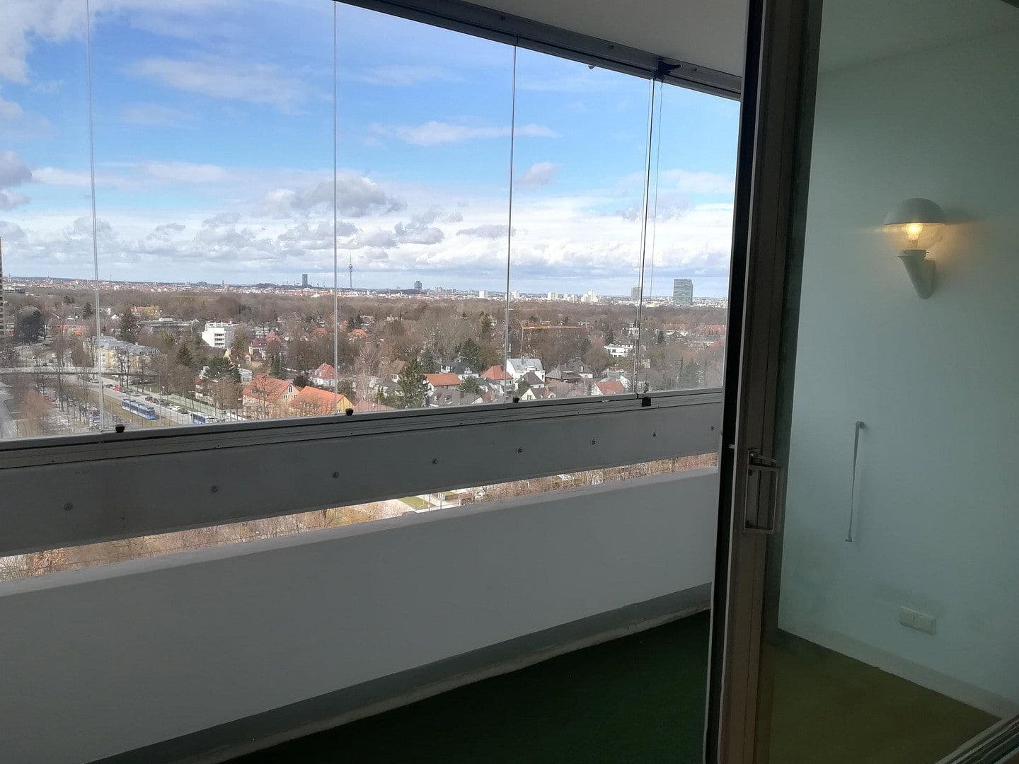 Prenájom bytu 1-izbový 22 m², München, Bavorsko Prenájom bytu 1-izbový 22 m², München, Bavorsko