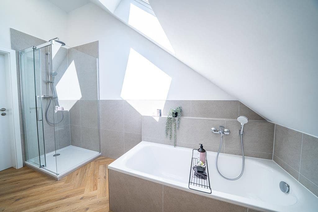 Predaj domu 203 m², pozemek 388 m², Freiberg am Neckar, Bádensko-Wurttembersko Predaj domu 203 m², pozemek 388 m², Freiberg am Neckar, Bádensko-Wurttembersko