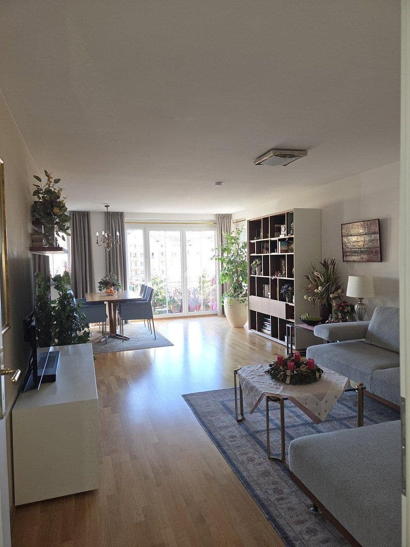 Predaj bytu 2-izbový 78 m², Germering, Bavorsko Predaj bytu 2-izbový 78 m², Germering, Bavorsko