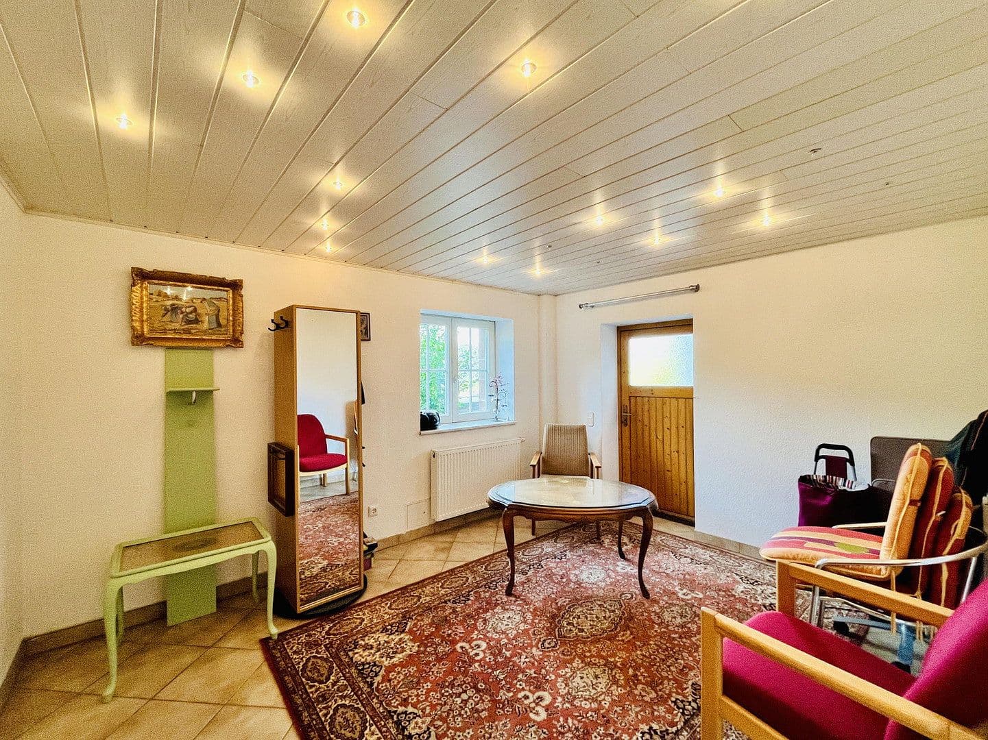 Predaj domu 146 m², pozemek 1.550 m², Neuenbürg, Bádensko-Wurttembersko Predaj domu 146 m², pozemek 1.550 m², Neuenbürg, Bádensko-Wurttembersko