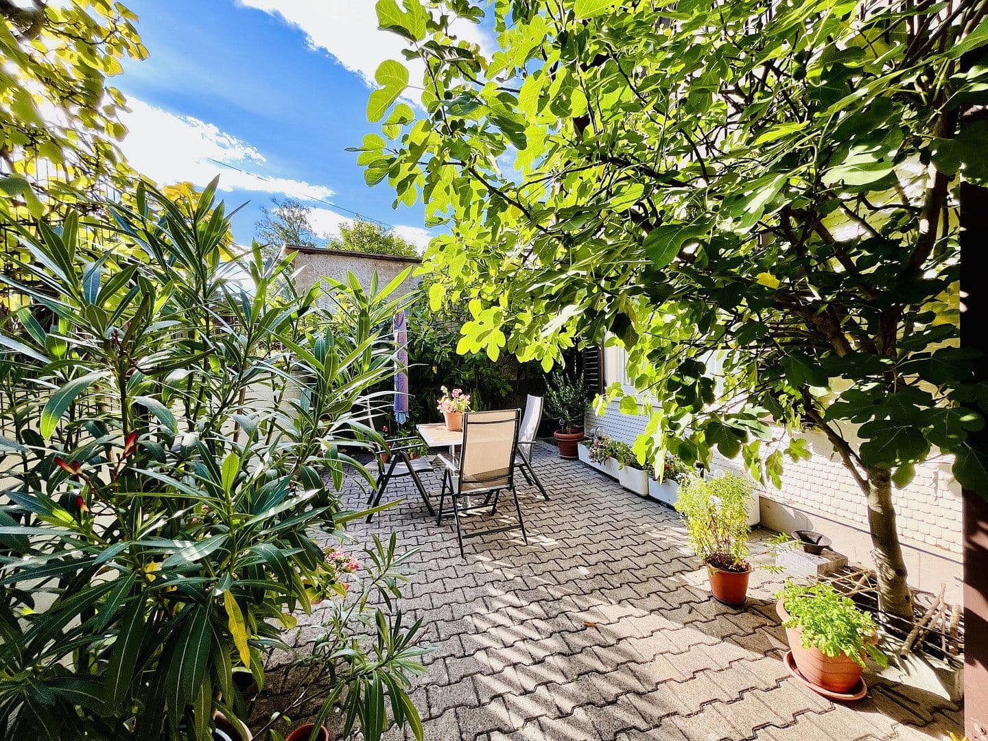 Predaj domu 146 m², pozemek 1.550 m², Neuenbürg, Bádensko-Wurttembersko Predaj domu 146 m², pozemek 1.550 m², Neuenbürg, Bádensko-Wurttembersko