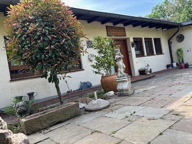 Predaj domu 115 m², pozemek 9.000 m², Bonn, Severné Porýnie - Westfálsko Predaj domu 115 m², pozemek 9.000 m², Bonn, Severné Porýnie - Westfálsko