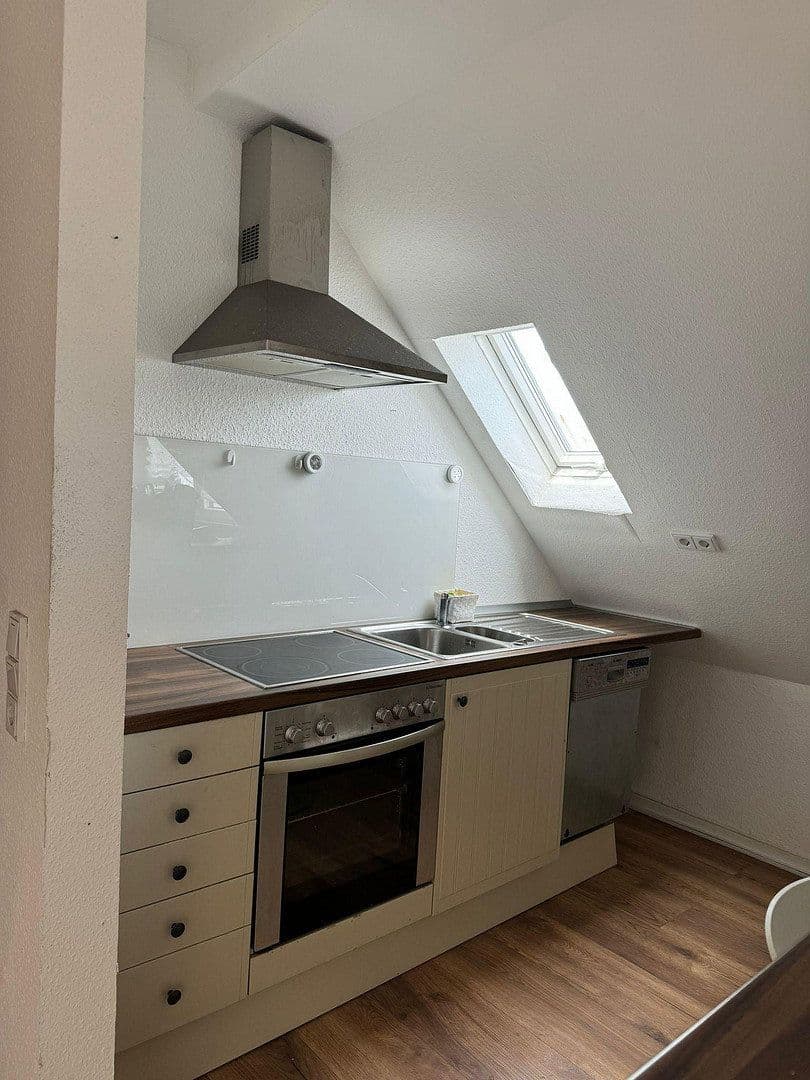 Predaj domu 233 m², pozemek 230 m², Troisdorf, Severné Porýnie - Westfálsko Predaj domu 233 m², pozemek 230 m², Troisdorf, Severné Porýnie - Westfálsko