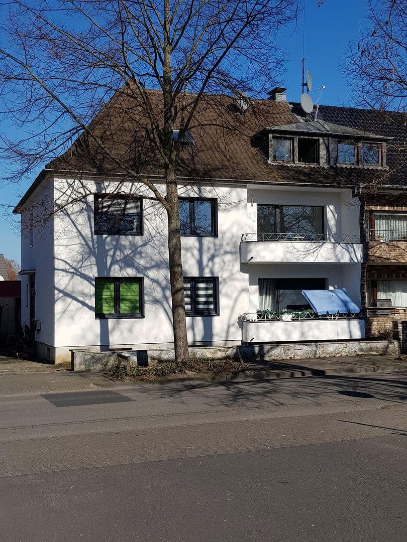 Predaj domu 233 m², pozemek 230 m², Troisdorf, Severné Porýnie - Westfálsko Predaj domu 233 m², pozemek 230 m², Troisdorf, Severné Porýnie - Westfálsko