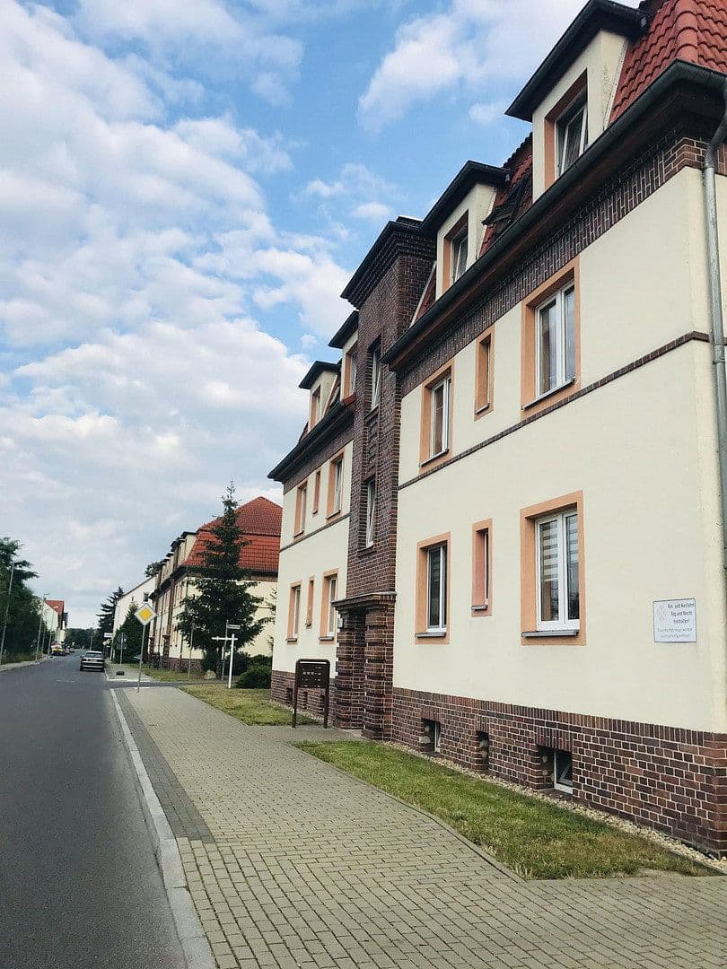 Prenájom bytu 3-izbový 75 m², Neuteichweg 7, Weißwasser/O.L. - Běła Woda, Sasko Prenájom bytu 3-izbový 75 m², Neuteichweg 7, Weißwasser/O.L. - Běła Woda, Sasko