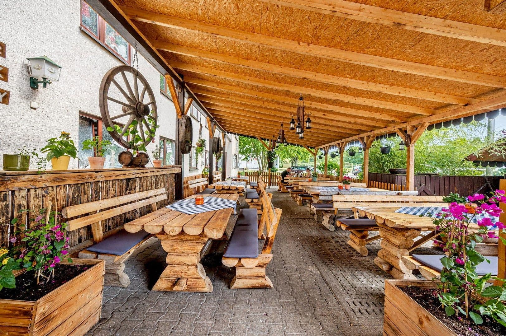 Predaj nebytového priestoru 150 m², Jahnallee 20, Rastatt, Bádensko-Wurttembersko Predaj nebytového priestoru 150 m², Jahnallee 20, Rastatt, Bádensko-Wurttembersko