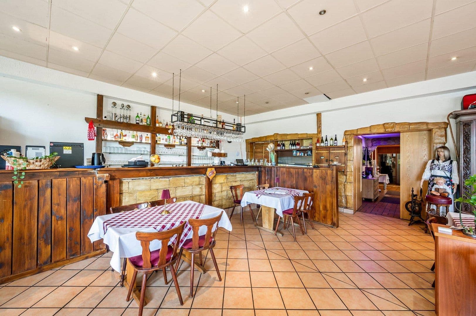 Predaj nebytového priestoru 150 m², Jahnallee 20, Rastatt, Bádensko-Wurttembersko Predaj nebytového priestoru 150 m², Jahnallee 20, Rastatt, Bádensko-Wurttembersko