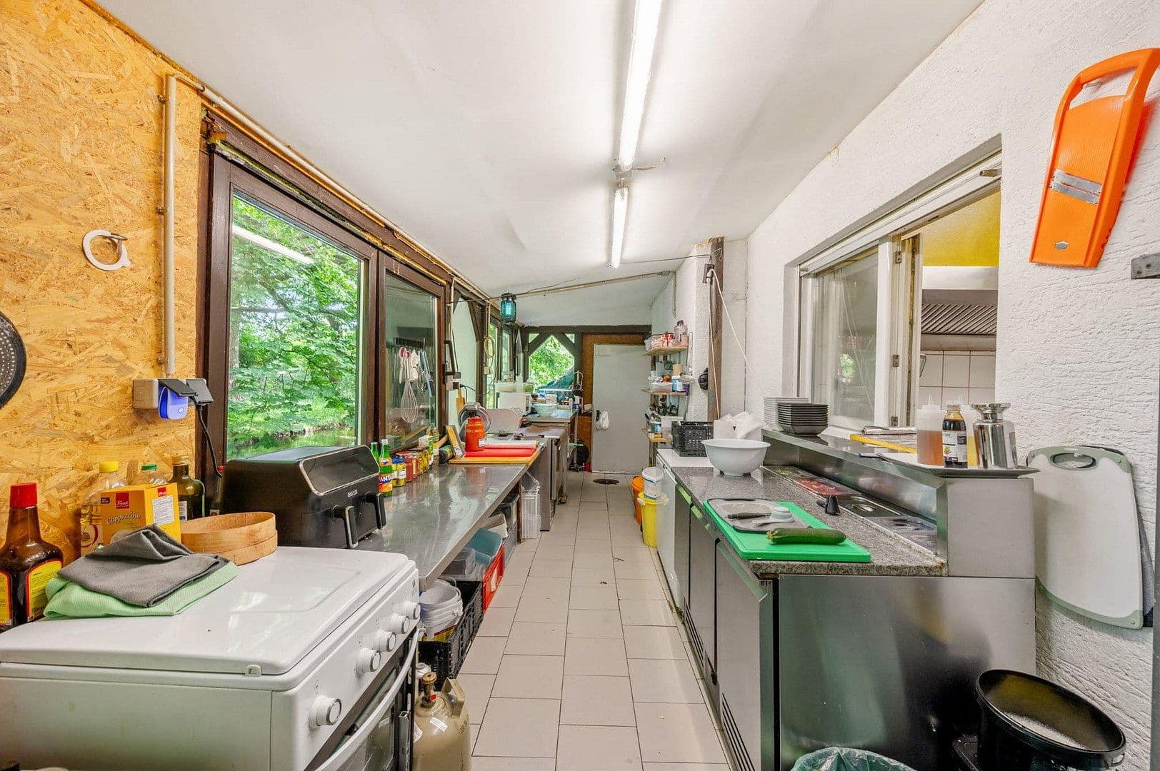 Predaj nebytového priestoru 150 m², Jahnallee 20, Rastatt, Bádensko-Wurttembersko Predaj nebytového priestoru 150 m², Jahnallee 20, Rastatt, Bádensko-Wurttembersko