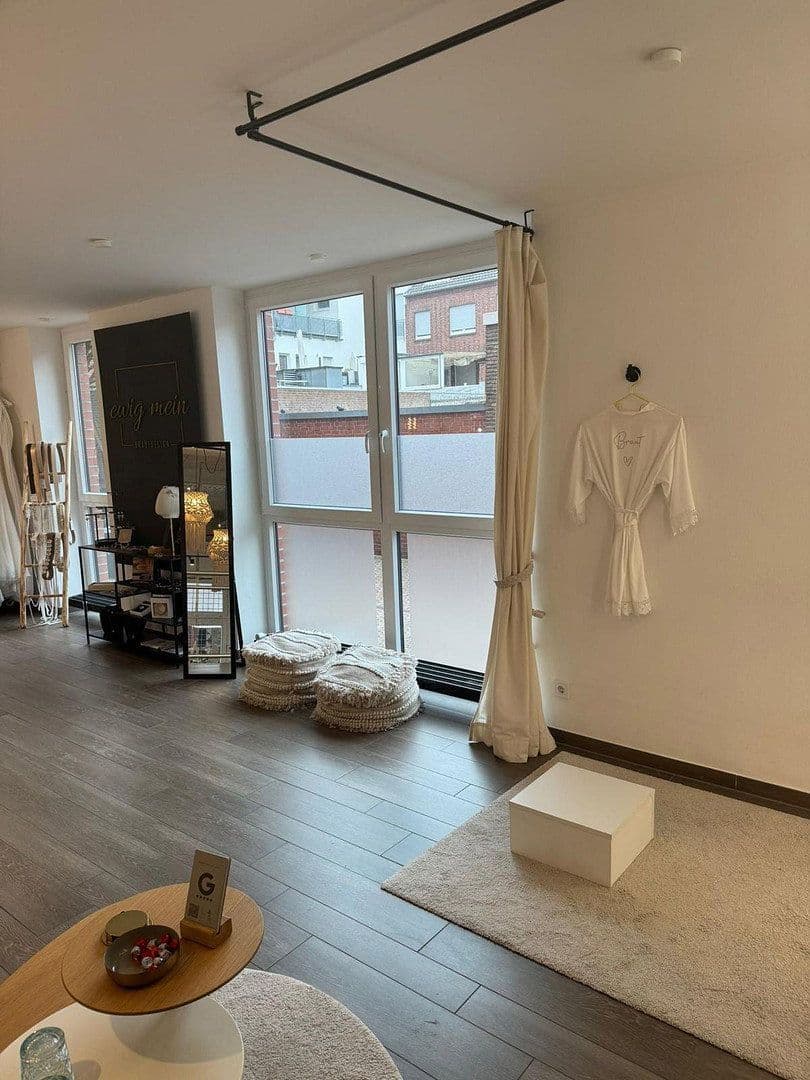 Prenájom nebytového priestoru 114 m², Crispinusplatz 8, Bocholt, Severné Porýnie - Westfálsko Prenájom nebytového priestoru 114 m², Crispinusplatz 8, Bocholt, Severné Porýnie - Westfálsko