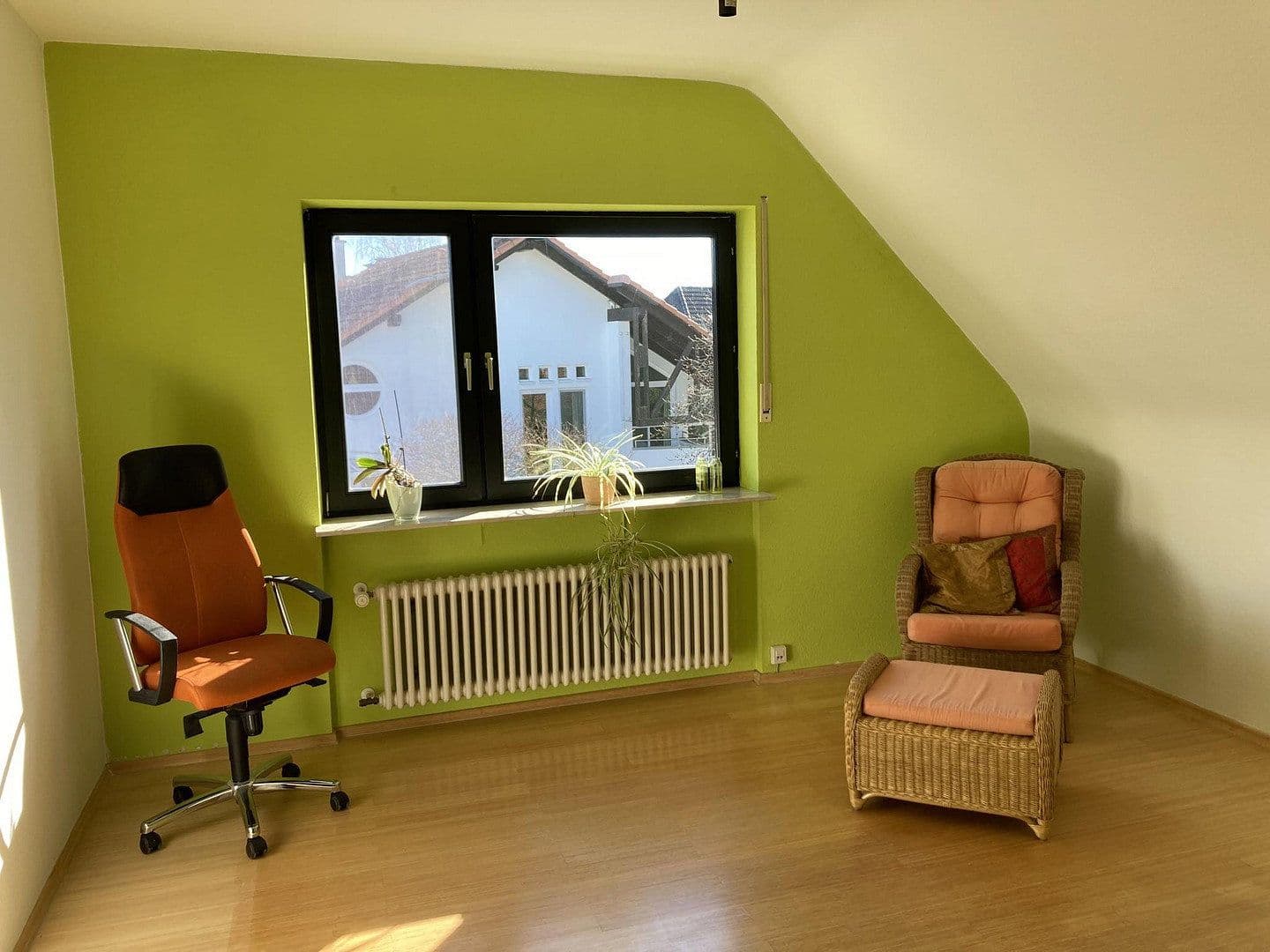 Predaj domu 298 m², pozemek 664 m², Büttelborn, Hesensko Predaj domu 298 m², pozemek 664 m², Büttelborn, Hesensko