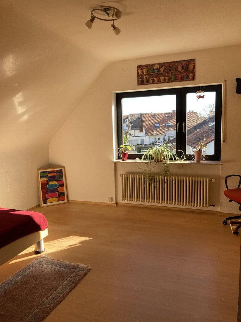Predaj domu 298 m², pozemek 664 m², Büttelborn, Hesensko Predaj domu 298 m², pozemek 664 m², Büttelborn, Hesensko