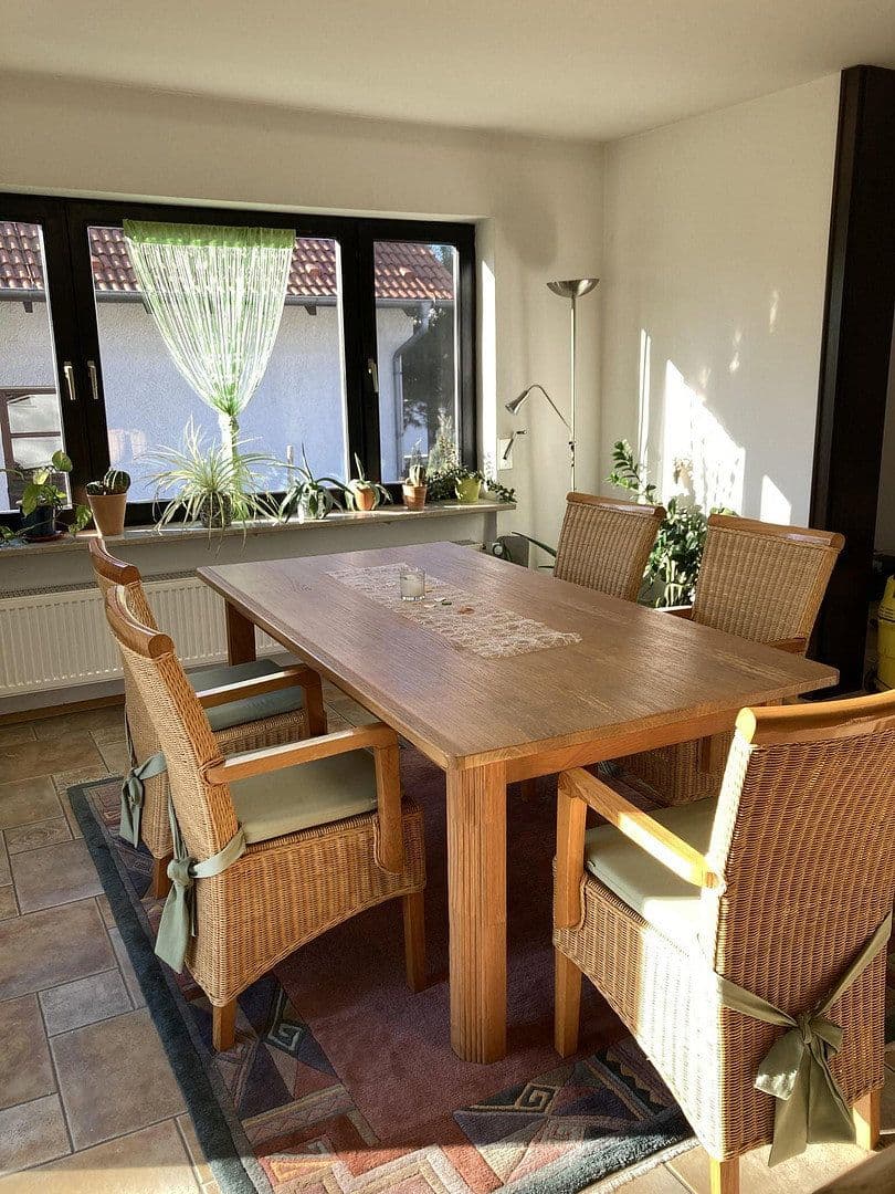 Predaj domu 298 m², pozemek 664 m², Büttelborn, Hesensko Predaj domu 298 m², pozemek 664 m², Büttelborn, Hesensko