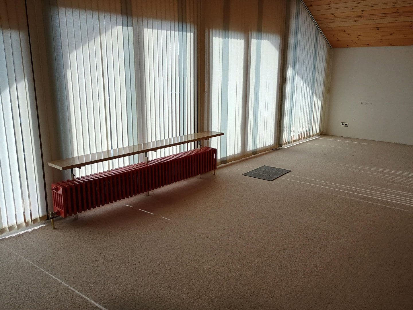 Predaj domu 255 m², pozemek 894 m², Hüttlingen, Bádensko-Wurttembersko Predaj domu 255 m², pozemek 894 m², Hüttlingen, Bádensko-Wurttembersko