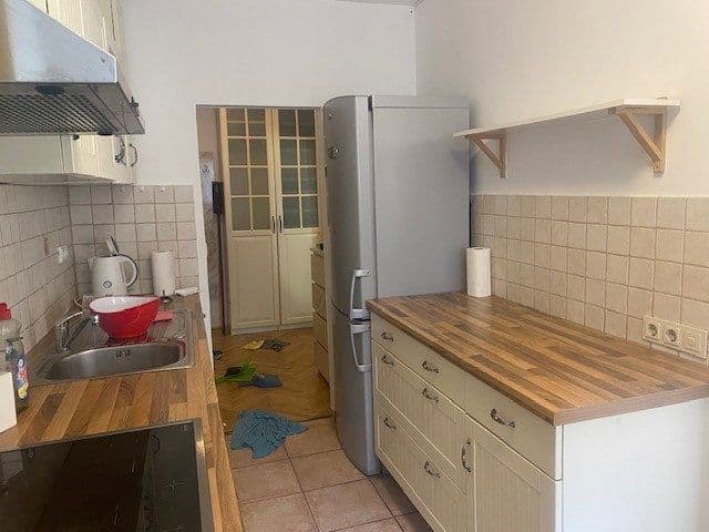 Prenájom bytu 3-izbový 84 m², Gießaufgasse 27, Wien, Viedeň Prenájom bytu 3-izbový 84 m², Gießaufgasse 27, Wien, Viedeň
