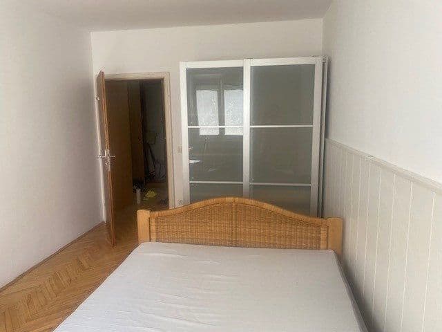 Prenájom bytu 3-izbový 84 m², Gießaufgasse 27, Wien, Viedeň Prenájom bytu 3-izbový 84 m², Gießaufgasse 27, Wien, Viedeň