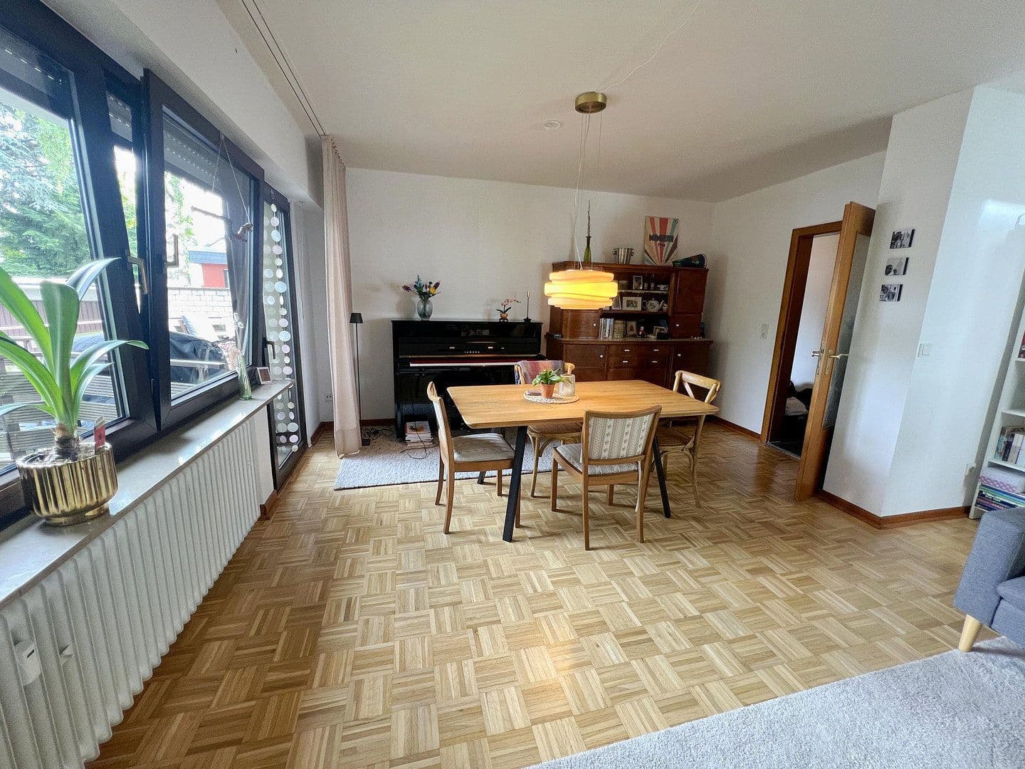 Prenájom bytu 4-izbový 130 m², Gartenweg 6, Köln, Severné Porýnie - Westfálsko Prenájom bytu 4-izbový 130 m², Gartenweg 6, Köln, Severné Porýnie - Westfálsko