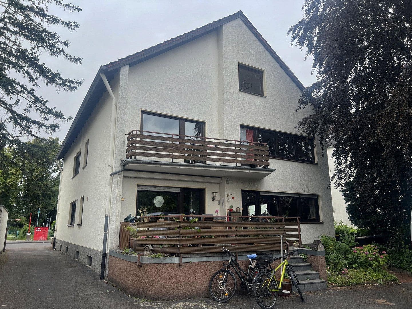 Prenájom bytu 4-izbový 130 m², Gartenweg 6, Köln, Severné Porýnie - Westfálsko Prenájom bytu 4-izbový 130 m², Gartenweg 6, Köln, Severné Porýnie - Westfálsko
