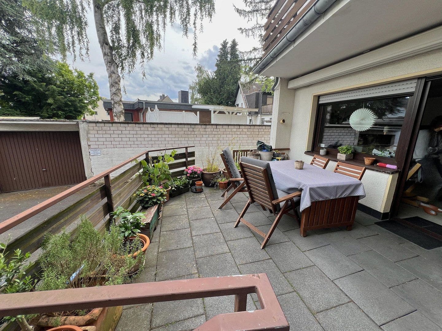 Prenájom bytu 4-izbový 130 m², Gartenweg 6, Köln, Severné Porýnie - Westfálsko Prenájom bytu 4-izbový 130 m², Gartenweg 6, Köln, Severné Porýnie - Westfálsko