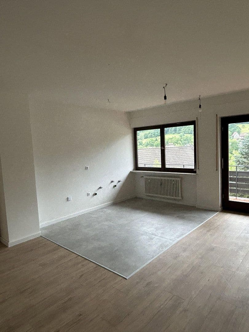 Prenájom bytu 4-izbový 142 m², Hirschhorn, Hesensko Prenájom bytu 4-izbový 142 m², Hirschhorn, Hesensko