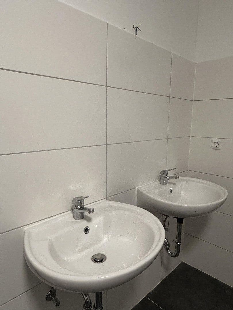 Prenájom bytu 4-izbový 142 m², Hirschhorn, Hesensko Prenájom bytu 4-izbový 142 m², Hirschhorn, Hesensko