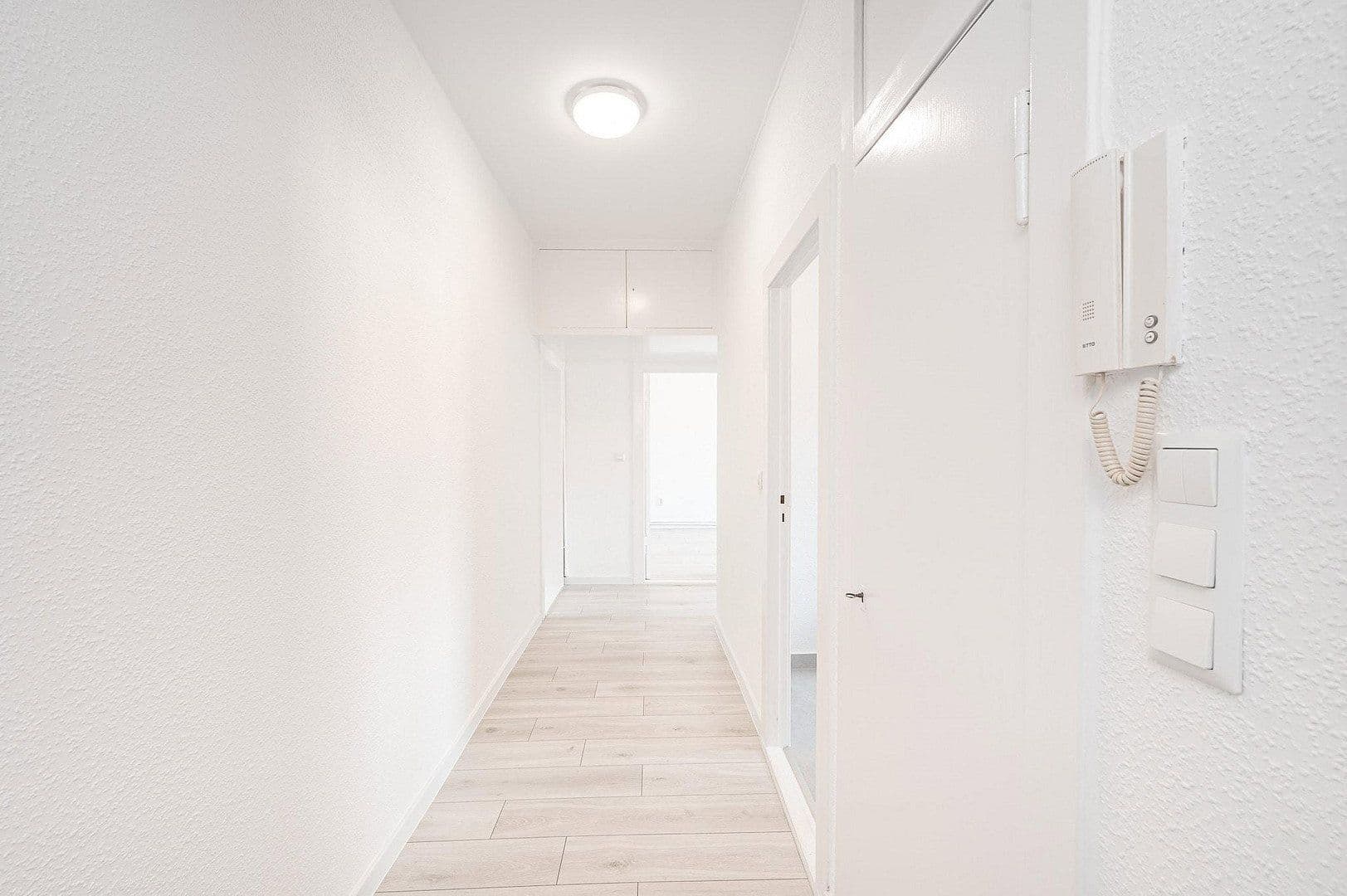 Predaj bytu 3-izbový 62 m², Peter-Vischer-Straße 4, Berlin, Berlín Predaj bytu 3-izbový 62 m², Peter-Vischer-Straße 4, Berlin, Berlín