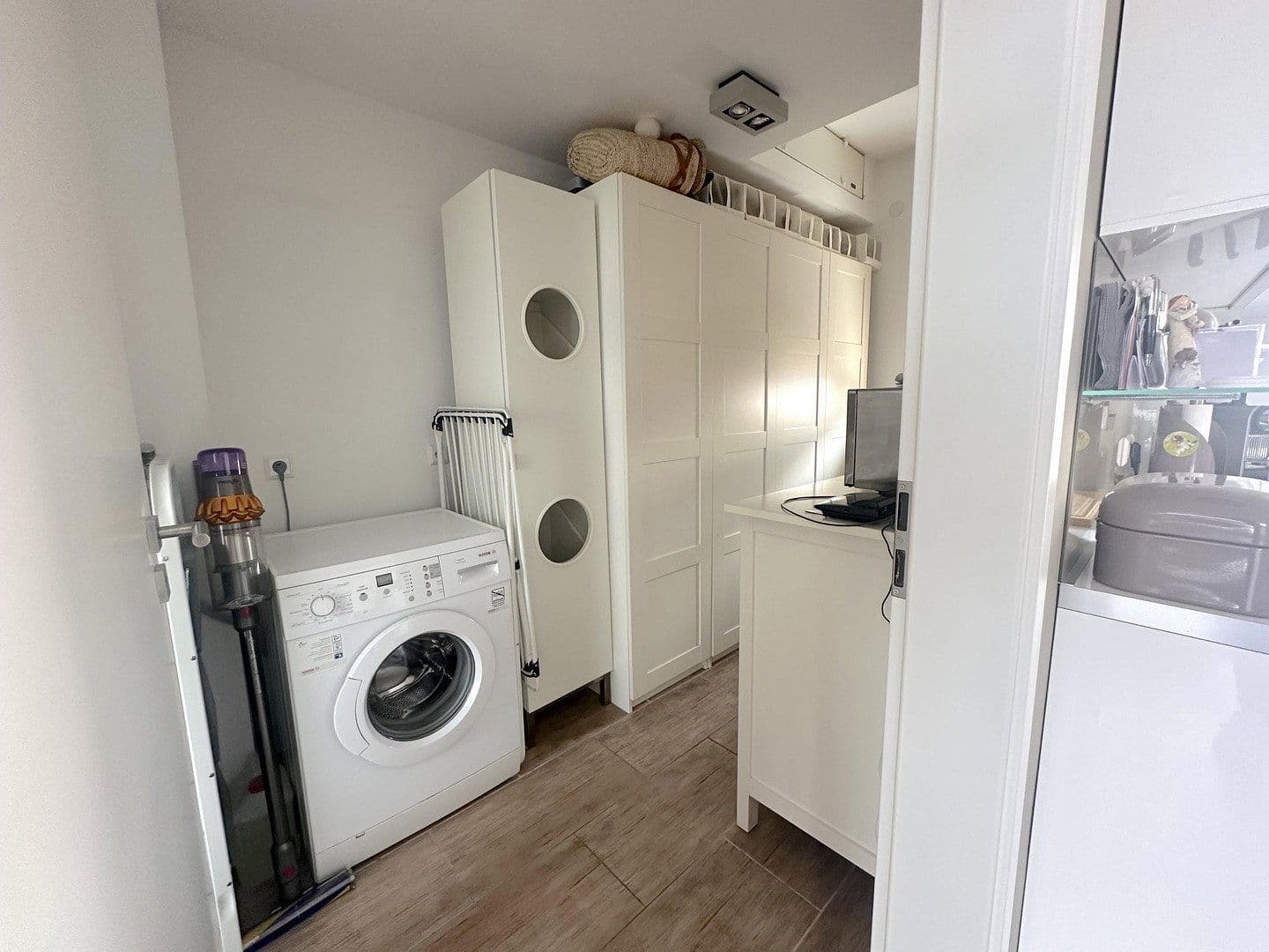 Prenájom bytu 2-izbový 77 m², Lise-Meitner Straße 7, Hildesheim, Dolné Sasko Prenájom bytu 2-izbový 77 m², Lise-Meitner Straße 7, Hildesheim, Dolné Sasko