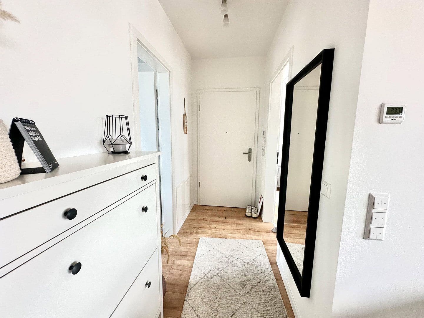 Prenájom bytu 2-izbový 77 m², Lise-Meitner Straße 7, Hildesheim, Dolné Sasko Prenájom bytu 2-izbový 77 m², Lise-Meitner Straße 7, Hildesheim, Dolné Sasko