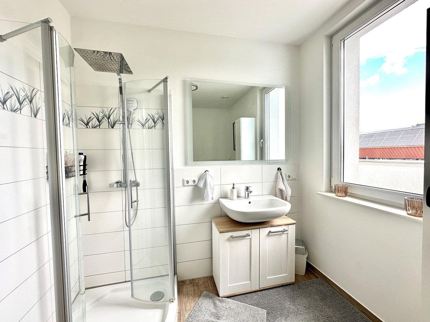 Prenájom bytu 2-izbový 77 m², Lise-Meitner Straße 7, Hildesheim, Dolné Sasko Prenájom bytu 2-izbový 77 m², Lise-Meitner Straße 7, Hildesheim, Dolné Sasko