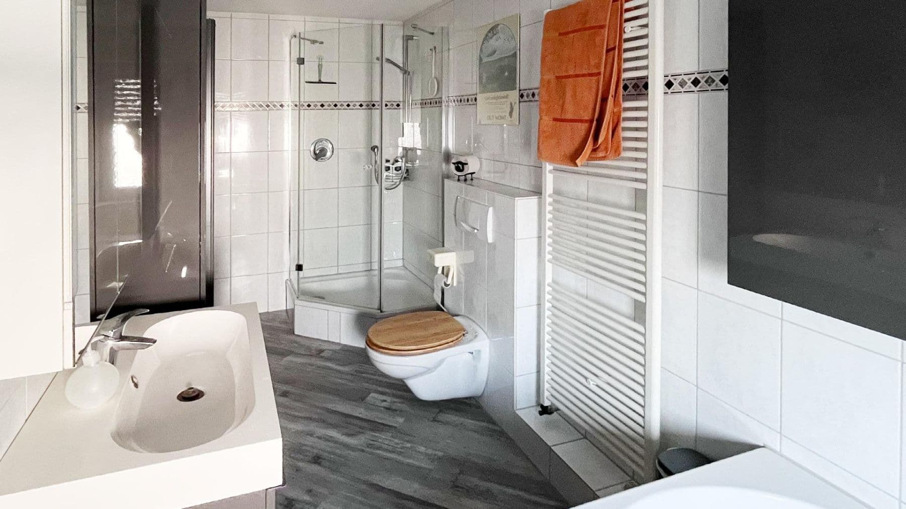 Predaj domu 140 m², pozemek 155 m², Bergisch Gladbach, Severné Porýnie - Westfálsko Predaj domu 140 m², pozemek 155 m², Bergisch Gladbach, Severné Porýnie - Westfálsko