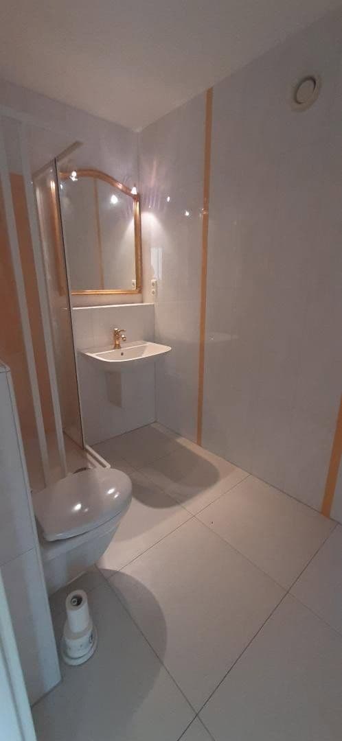 Prenájom bytu 3-izbový 88 m², München, Bavorsko Prenájom bytu 3-izbový 88 m², München, Bavorsko