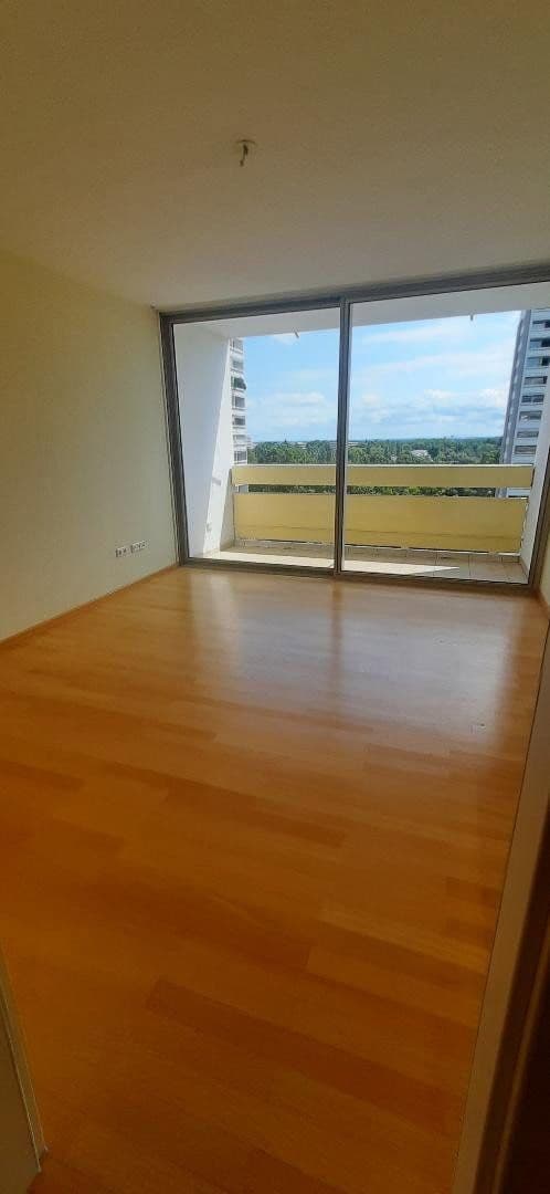 Prenájom bytu 3-izbový 88 m², München, Bavorsko Prenájom bytu 3-izbový 88 m², München, Bavorsko