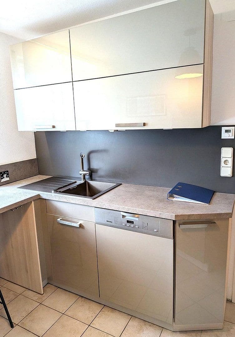 Prenájom domu 135 m², pozemek 147 m², Stein, Bavorsko Prenájom domu 135 m², pozemek 147 m², Stein, Bavorsko
