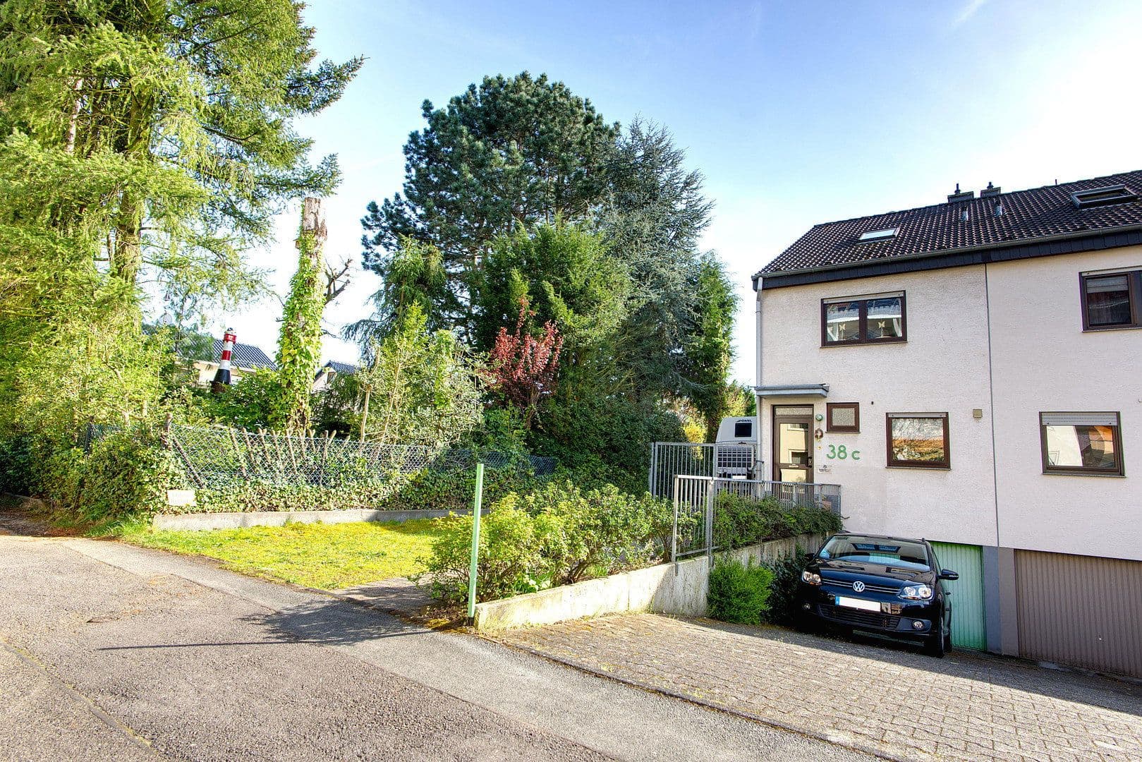 Predaj domu 129 m², pozemek 330 m², Leverkusen, Severné Porýnie - Westfálsko Predaj domu 129 m², pozemek 330 m², Leverkusen, Severné Porýnie - Westfálsko