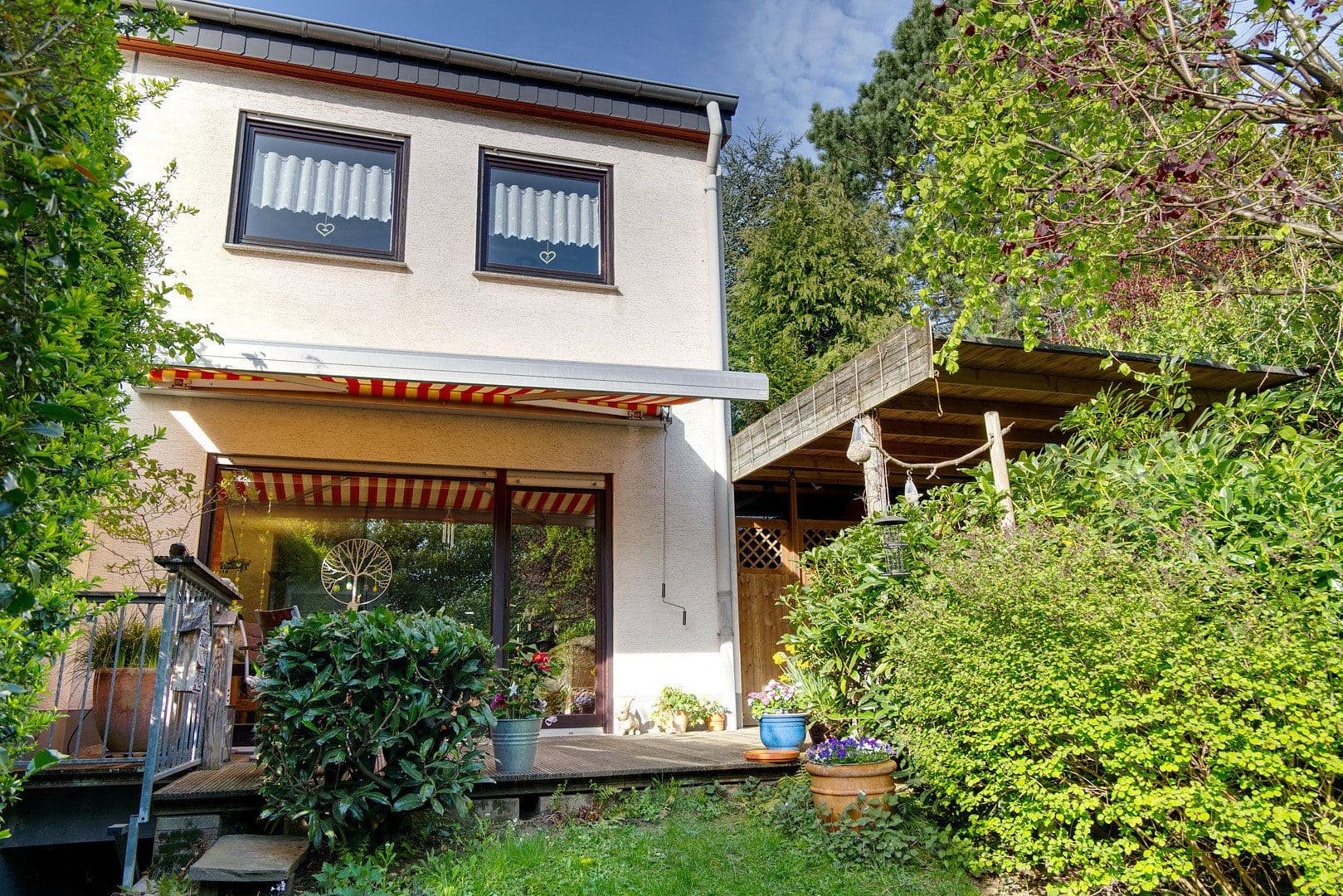 Predaj domu 129 m², pozemek 330 m², Leverkusen, Severné Porýnie - Westfálsko Predaj domu 129 m², pozemek 330 m², Leverkusen, Severné Porýnie - Westfálsko
