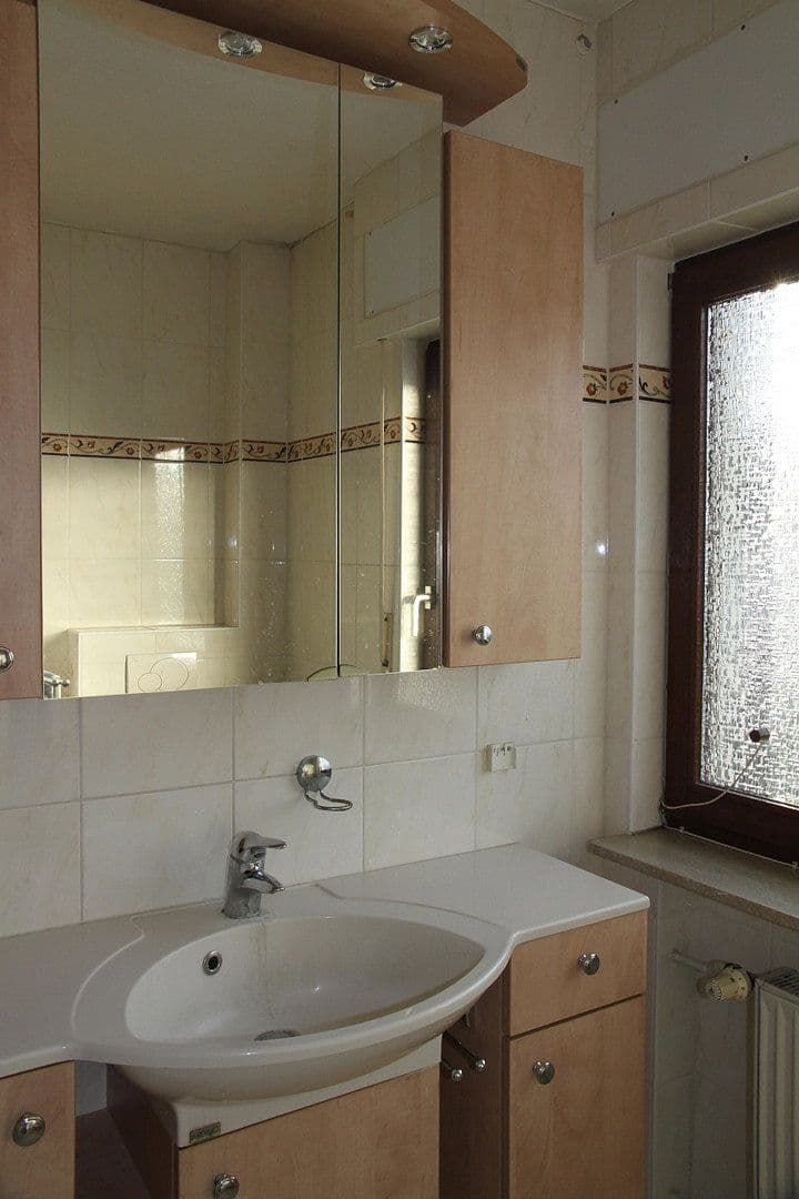 Predaj domu 161 m², pozemek 504 m², Bruchköbel, Hesensko Predaj domu 161 m², pozemek 504 m², Bruchköbel, Hesensko