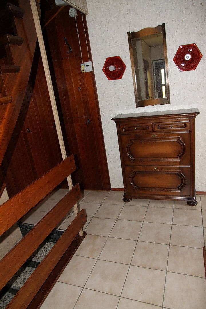 Predaj domu 161 m², pozemek 504 m², Bruchköbel, Hesensko Predaj domu 161 m², pozemek 504 m², Bruchköbel, Hesensko