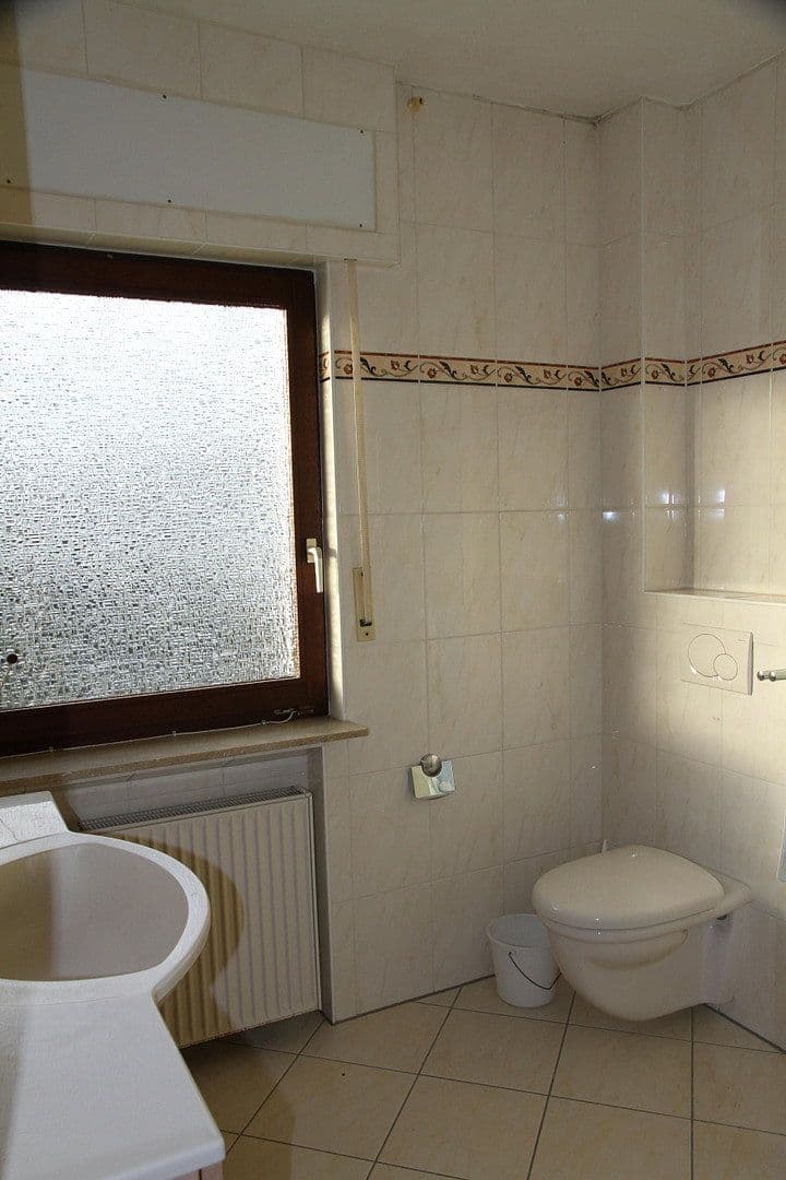 Predaj domu 161 m², pozemek 504 m², Bruchköbel, Hesensko Predaj domu 161 m², pozemek 504 m², Bruchköbel, Hesensko