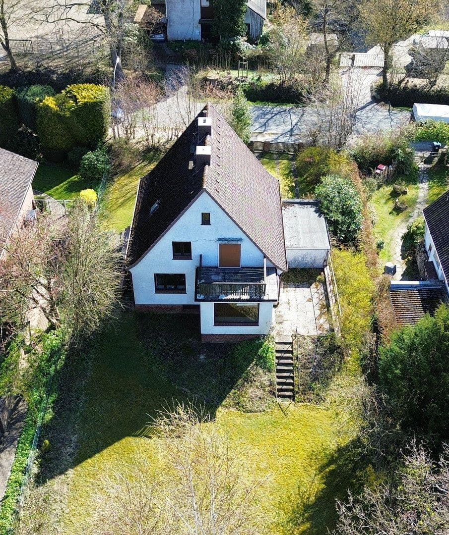 Predaj domu 114 m², pozemek 1.214 m², Ohlstedter Straße 32, Hamburg, Hamburg Predaj domu 114 m², pozemek 1.214 m², Ohlstedter Straße 32, Hamburg, Hamburg