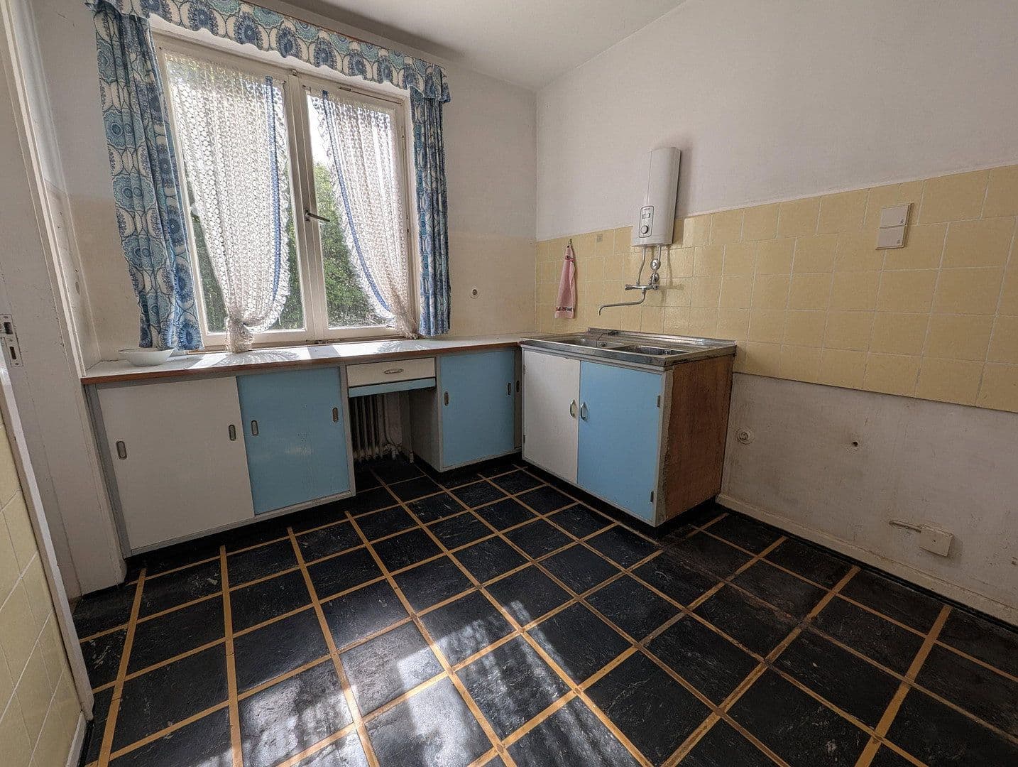 Predaj domu 114 m², pozemek 1.214 m², Ohlstedter Straße 32, Hamburg, Hamburg Predaj domu 114 m², pozemek 1.214 m², Ohlstedter Straße 32, Hamburg, Hamburg