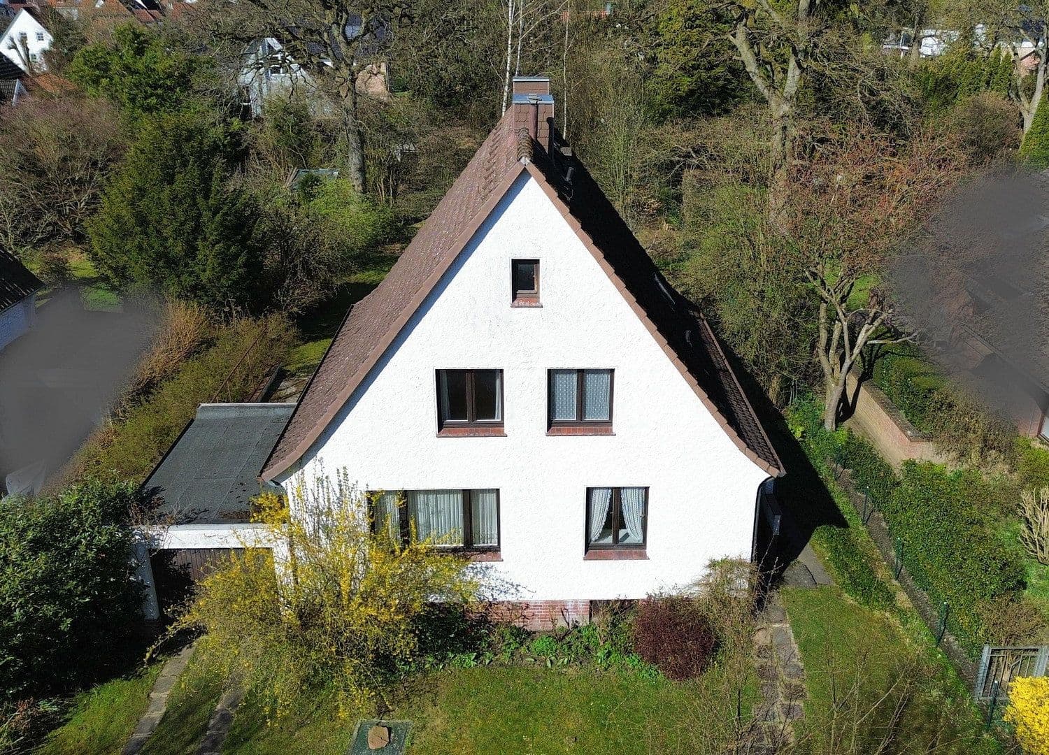Predaj domu 114 m², pozemek 1.214 m², Ohlstedter Straße 32, Hamburg, Hamburg Predaj domu 114 m², pozemek 1.214 m², Ohlstedter Straße 32, Hamburg, Hamburg