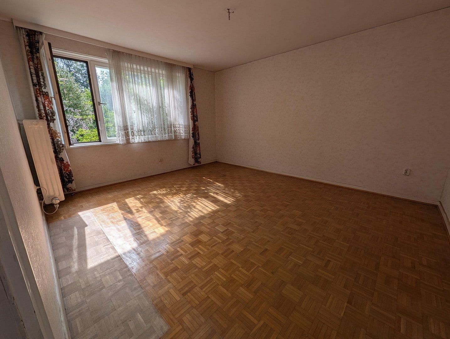 Predaj domu 114 m², pozemek 1.214 m², Ohlstedter Straße 32, Hamburg, Hamburg Predaj domu 114 m², pozemek 1.214 m², Ohlstedter Straße 32, Hamburg, Hamburg