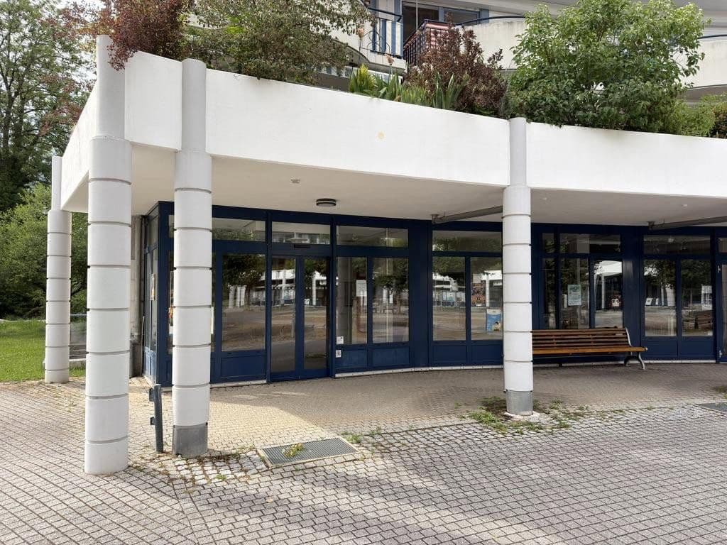 Prenájom kancelárie 108 m², Am Burger Platz 1, Kirchzarten, Bádensko-Wurttembersko Prenájom kancelárie 108 m², Am Burger Platz 1, Kirchzarten, Bádensko-Wurttembersko
