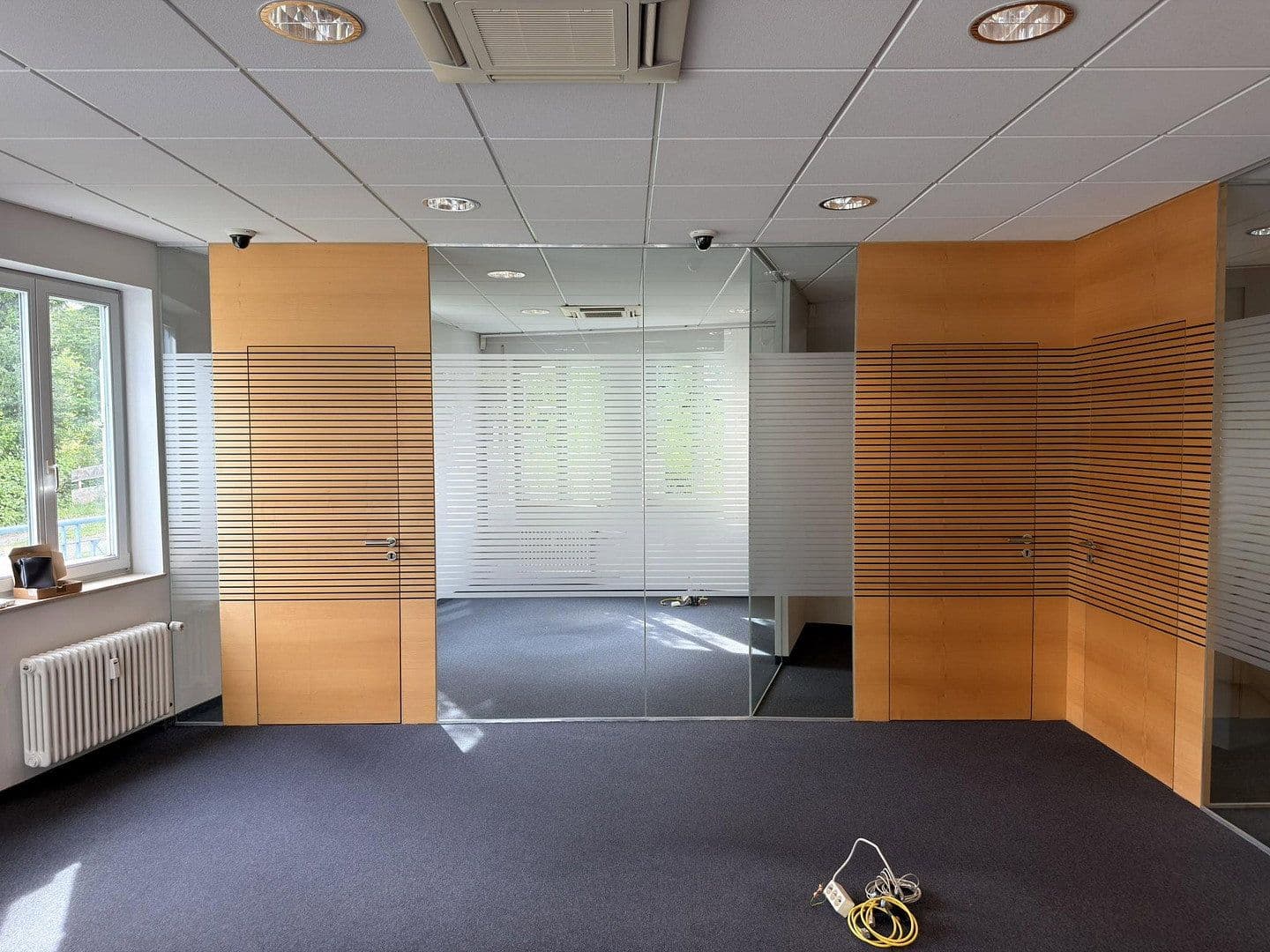 Prenájom kancelárie 108 m², Am Burger Platz 1, Kirchzarten, Bádensko-Wurttembersko Prenájom kancelárie 108 m², Am Burger Platz 1, Kirchzarten, Bádensko-Wurttembersko
