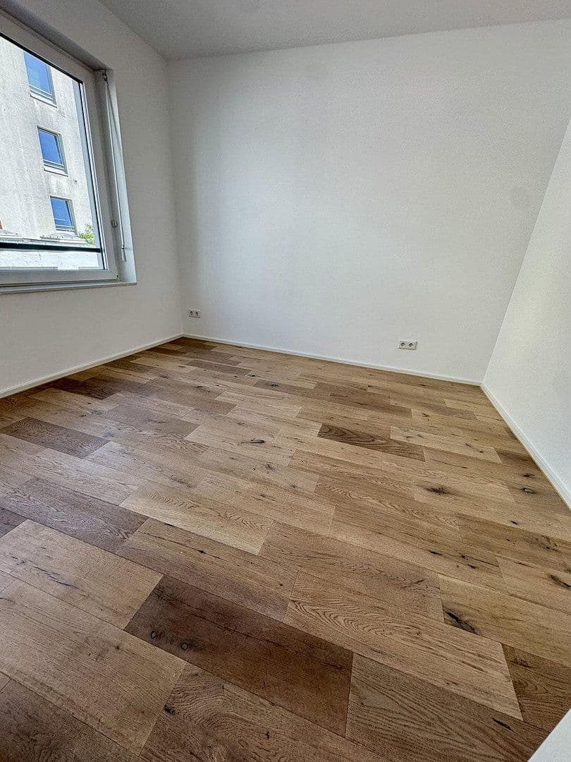 Prenájom domu 150 m², pozemek 100 m², Düsseldorf, Severné Porýnie - Westfálsko Prenájom domu 150 m², pozemek 100 m², Düsseldorf, Severné Porýnie - Westfálsko