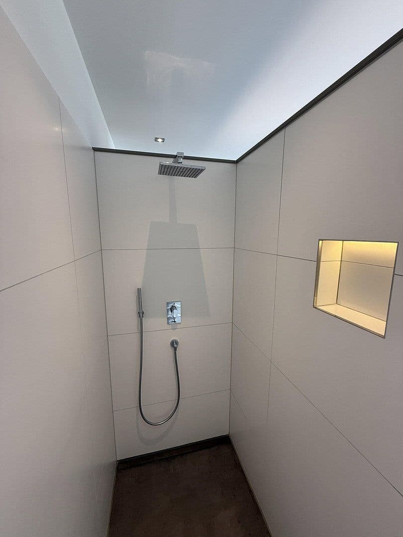 Predaj domu 175 m², pozemek 806 m², Ebelsbach, Bavorsko Predaj domu 175 m², pozemek 806 m², Ebelsbach, Bavorsko