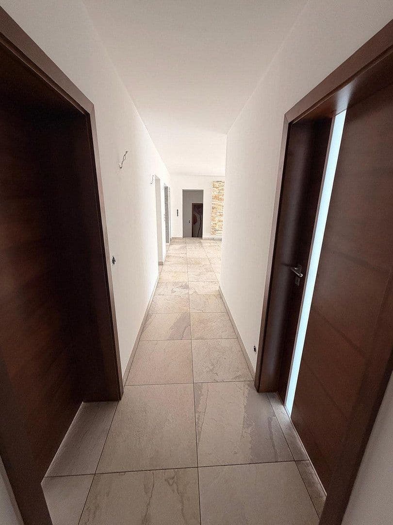 Prenájom bytu 3-izbový 131 m², Pulheim, Severné Porýnie - Westfálsko Prenájom bytu 3-izbový 131 m², Pulheim, Severné Porýnie - Westfálsko