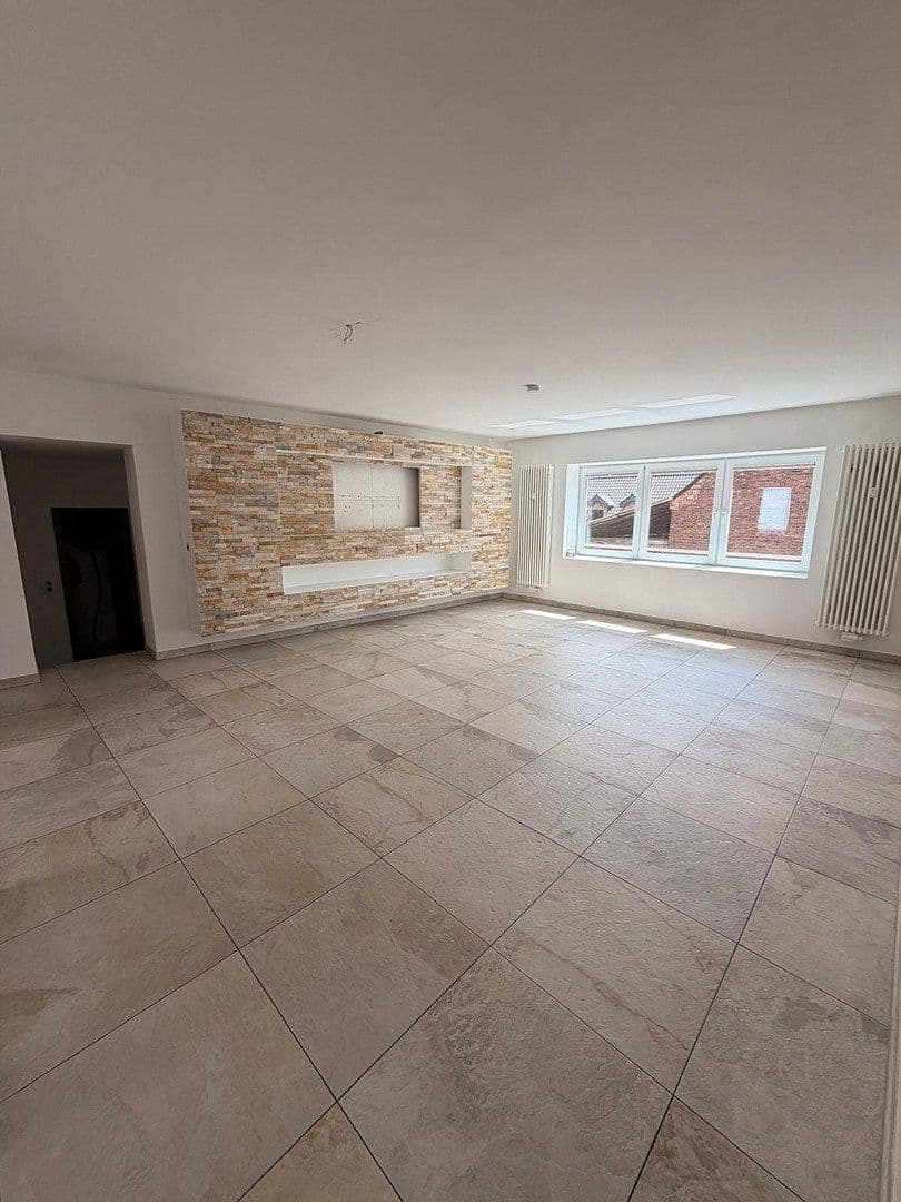 Prenájom bytu 3-izbový 131 m², Pulheim, Severné Porýnie - Westfálsko Prenájom bytu 3-izbový 131 m², Pulheim, Severné Porýnie - Westfálsko