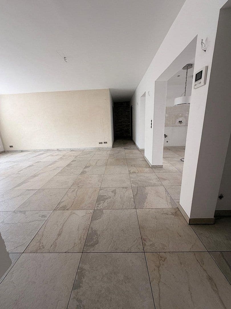 Prenájom bytu 3-izbový 131 m², Pulheim, Severné Porýnie - Westfálsko Prenájom bytu 3-izbový 131 m², Pulheim, Severné Porýnie - Westfálsko